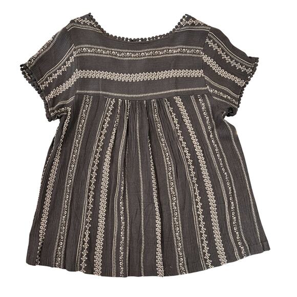 Savanna Jane Gray Embroidered Floral Boho Short Sleeve Top/Blouse - SIZE SMALL - Picture 3 of 7